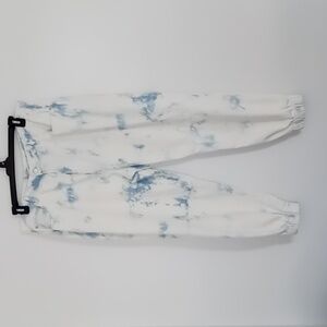 Forever‎ 21+ Cloud Blue & White Tie Dye Jeans Women's Size 2X Pre-owned